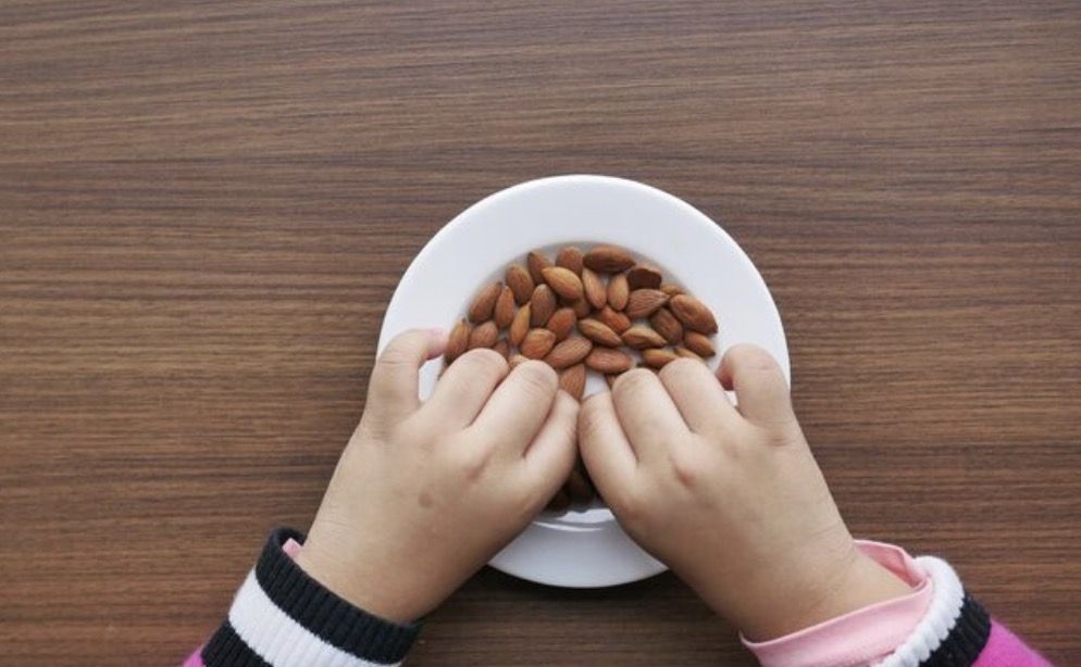 Gak Nyangka! Kenalin Kacang Tanah ke Bayi Justru Bikin Mereka Tidak Alergi?