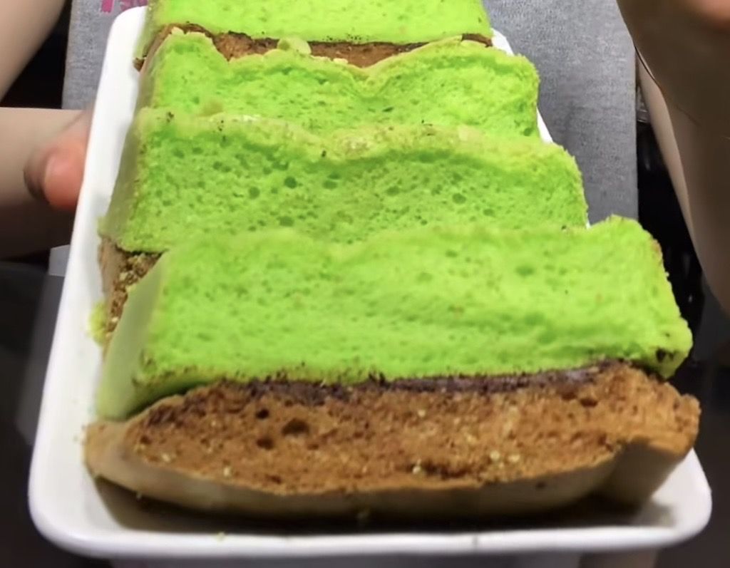 No Guilt Dessert! Resep Bolu Pandan Cokelat Sehat Tanpa Gula, Tetap Lembut & Enak Parah