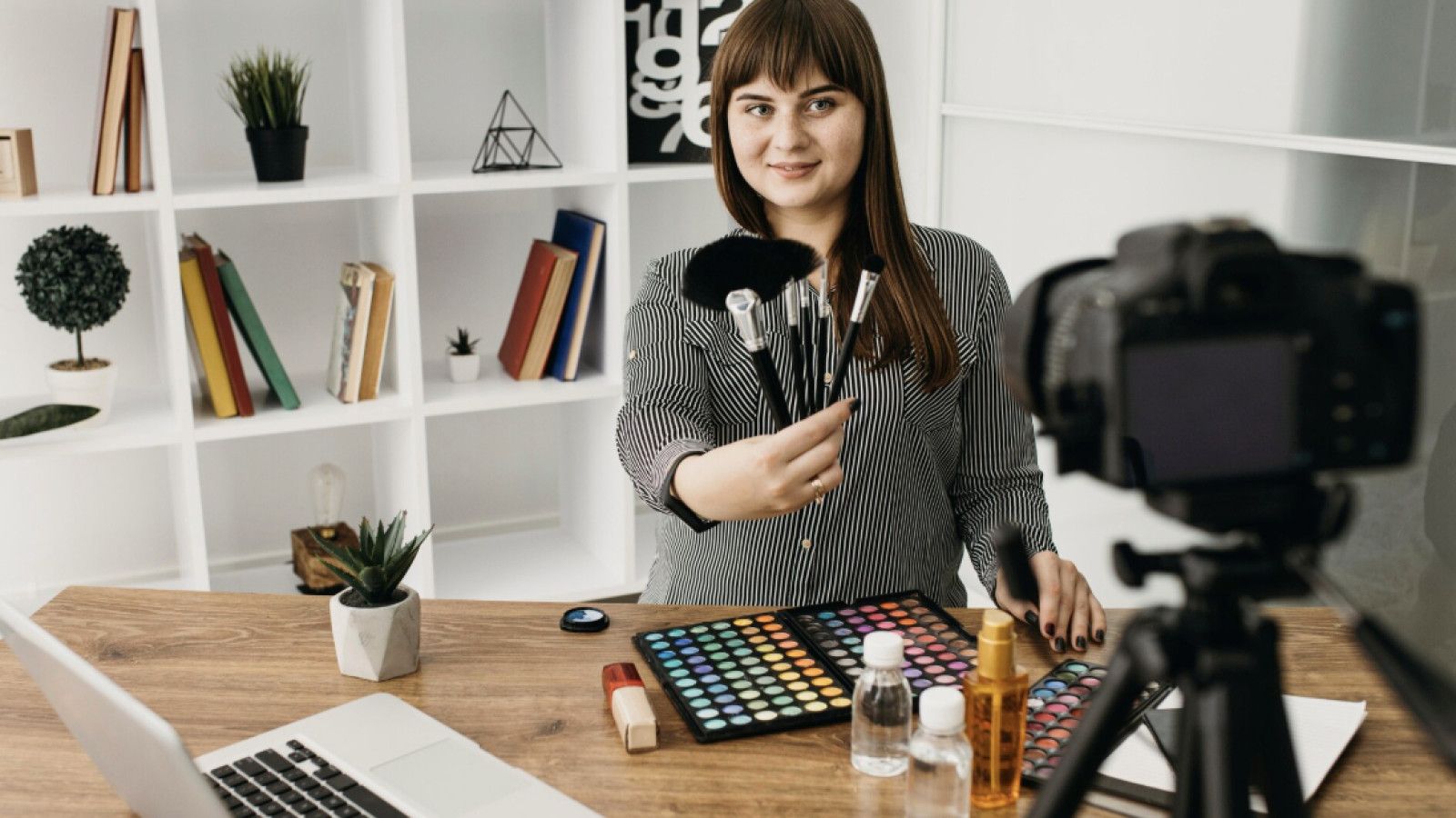 Mengenal Profesi Daring Terkini di Era Creator Economy