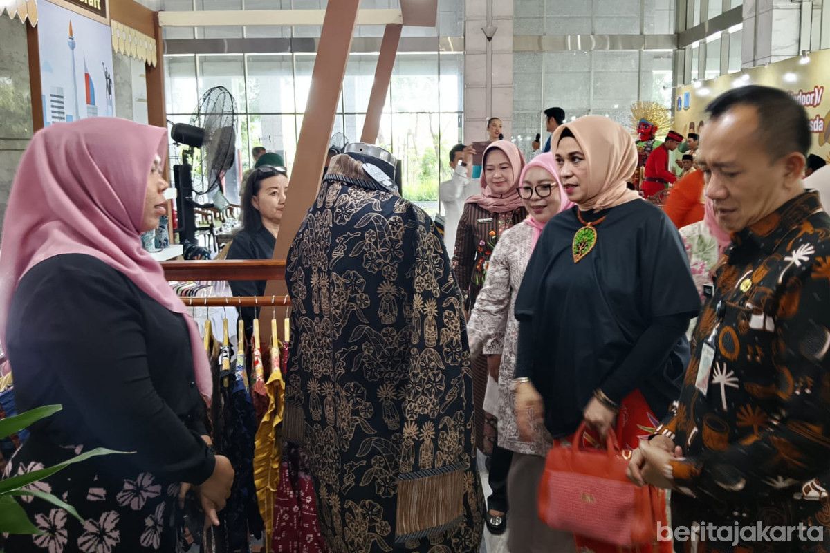 20 UMKM Ramaikan Bazar dan Gelar Produk Dekranasda di Jakarta Timur