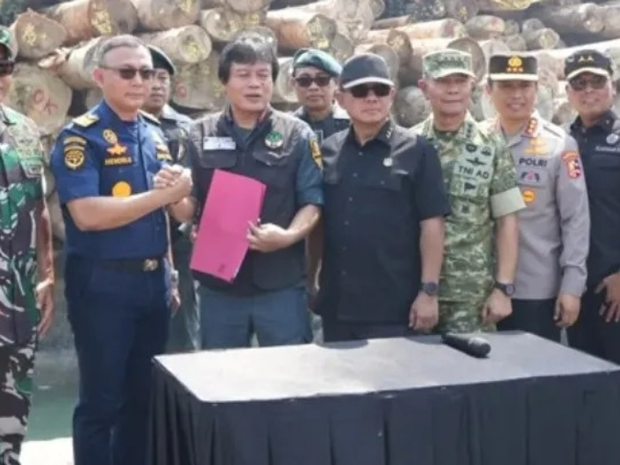 Gagalkan Penyelundupan Kayu Ilegal 4.610 Meter Kubik, Satgas PKH Bongkar Mafia Kayu Bernilai Rp230 Miliar