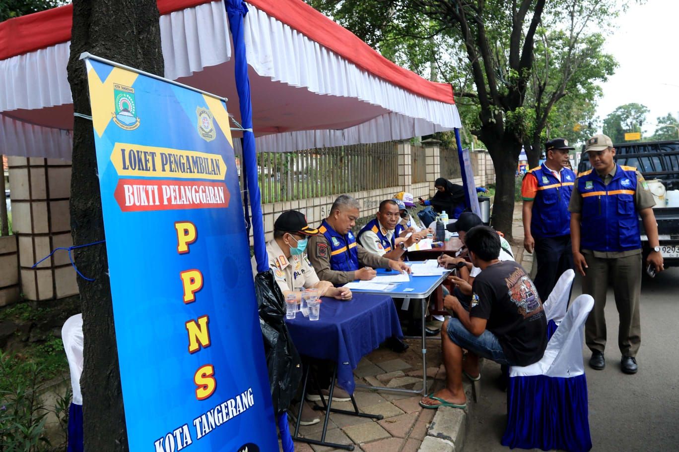 96% Mobil Berbahan Bakar Bensin Lolos Uji Emisi Massal di Kota Tangerang