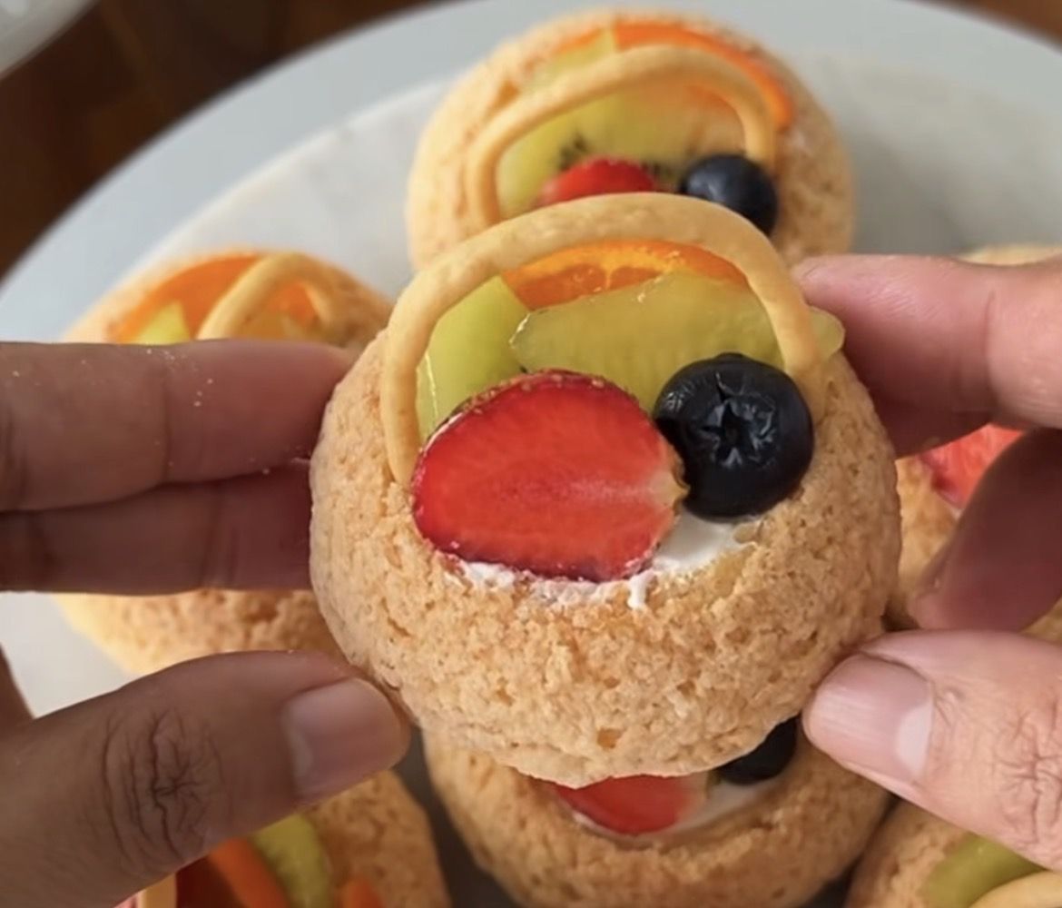 Bikin Sendiri Yuk! Resep ‘Fruit Bucket Choux au Craqueline’ Kekinian, Dessert Sekelas Kafe