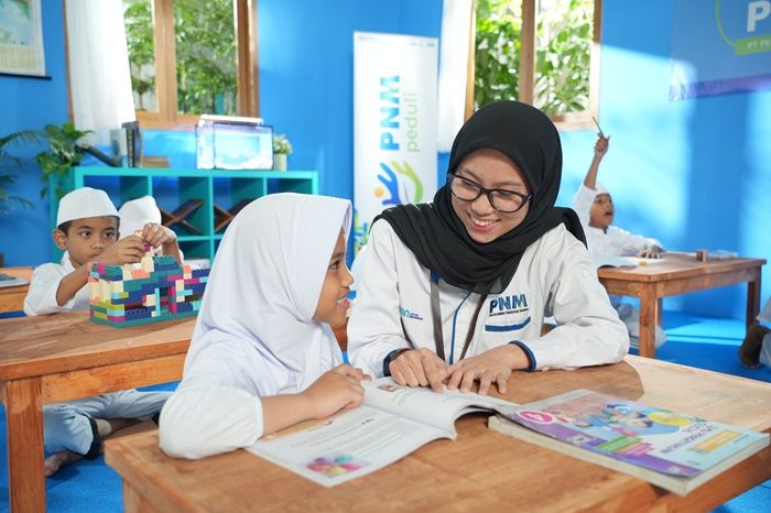 Bukan Sarjana, tapi Pemberdaya: Puluhan Ribu Lulusan SMA SMK Jadi Penggerak Ekonomi “Wong Cilik” Lewat PNM