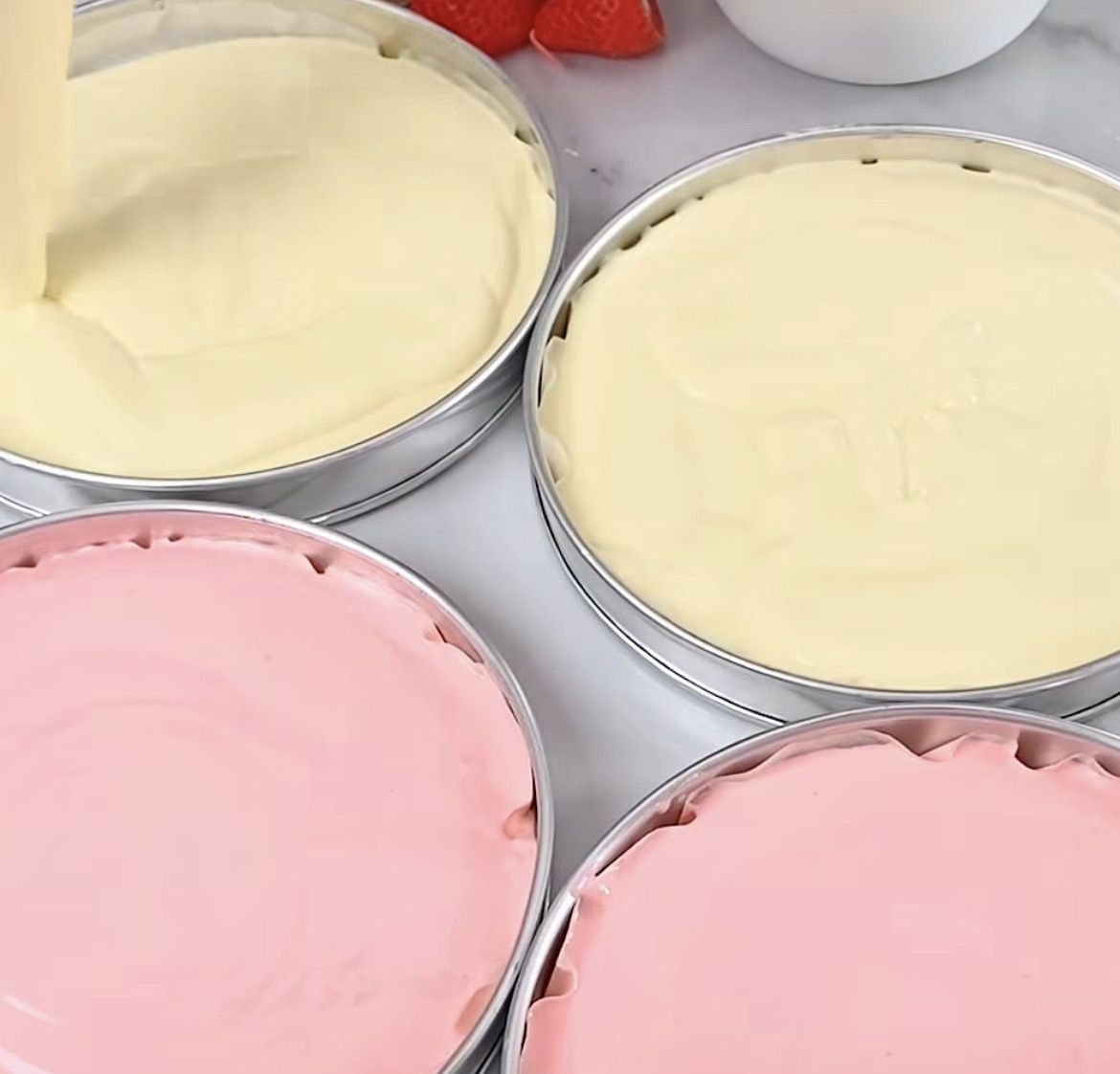 Resep Vanilla Rose Cake: Kue Cantik Beraroma Mawar yang Bikin Mood Auto Happy