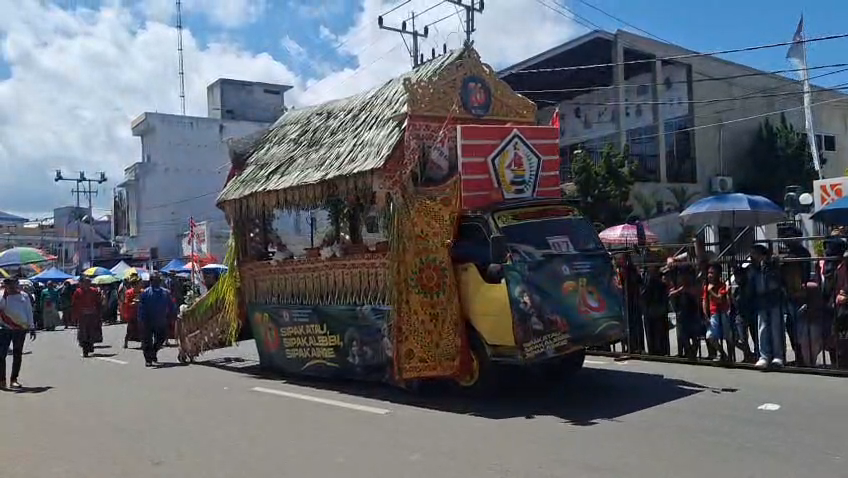 Puluhan Kendaraan Hias Ikuti Karnaval Meriahkan Rangkaian HUT Kabupaten Nunukan Ke 26