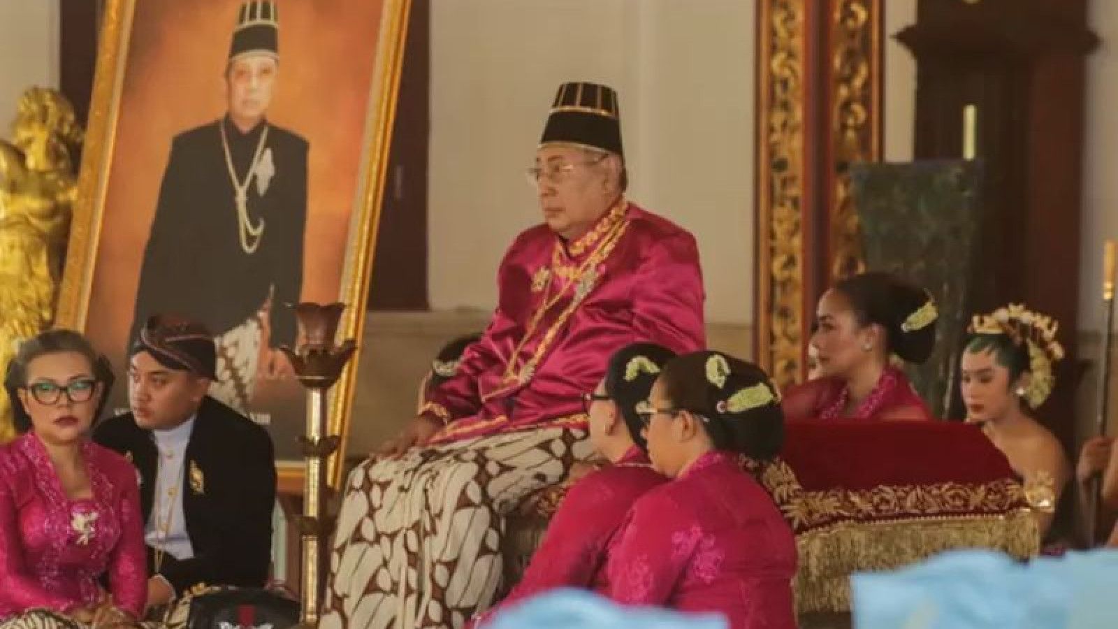 Penghormatan Terakhir untuk Sri Susuhunan Pakubuwono XIII