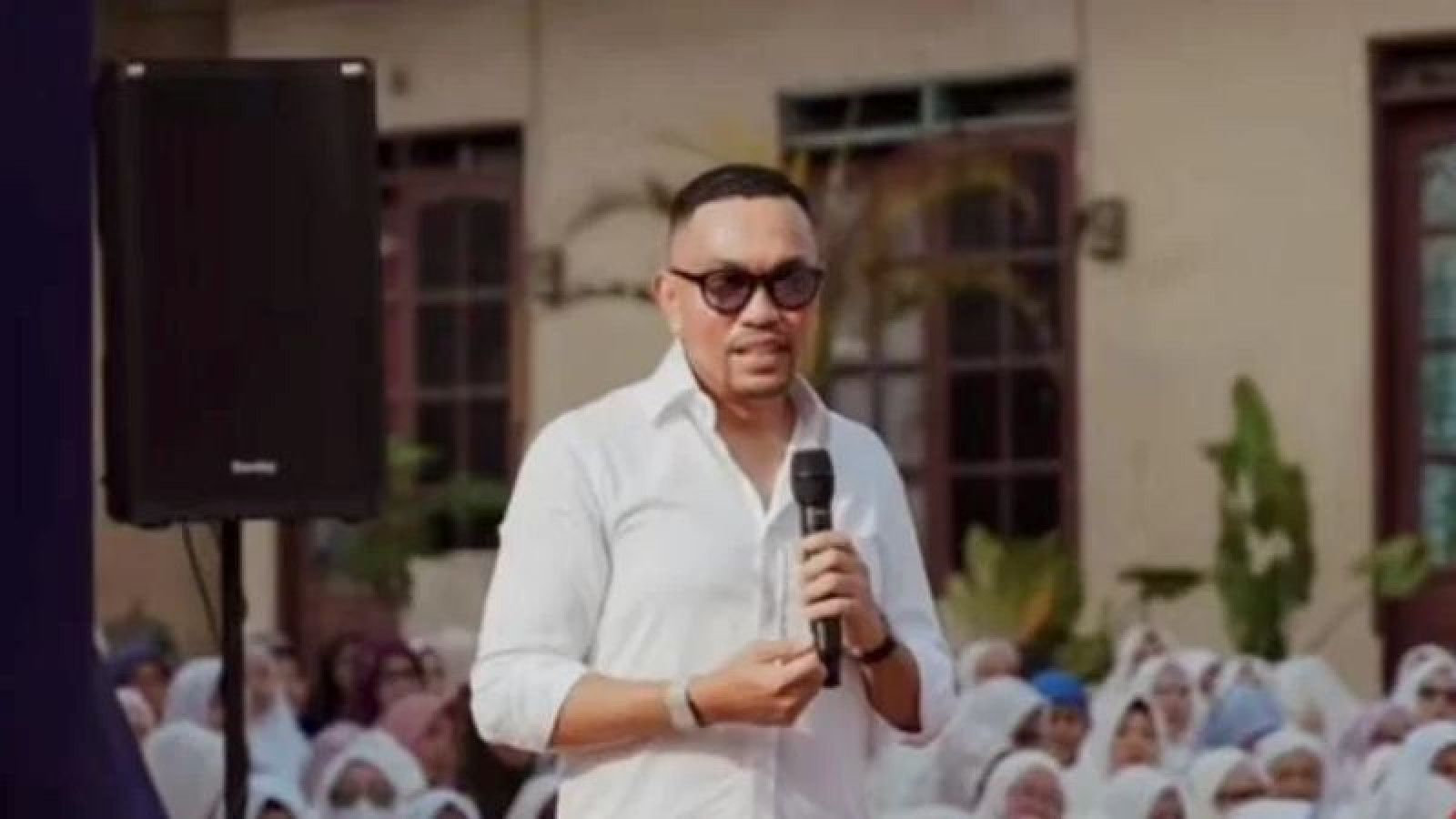 Kembalinya Ahmad Sahroni ke Publik Setelah Insiden Penjarahan