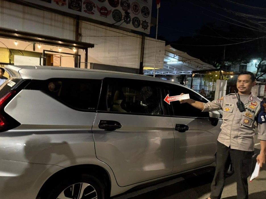 Mobil Jurnalis Jadi Korban Pecah Kaca di Menteng, ID Pers hingga Laptop Raib