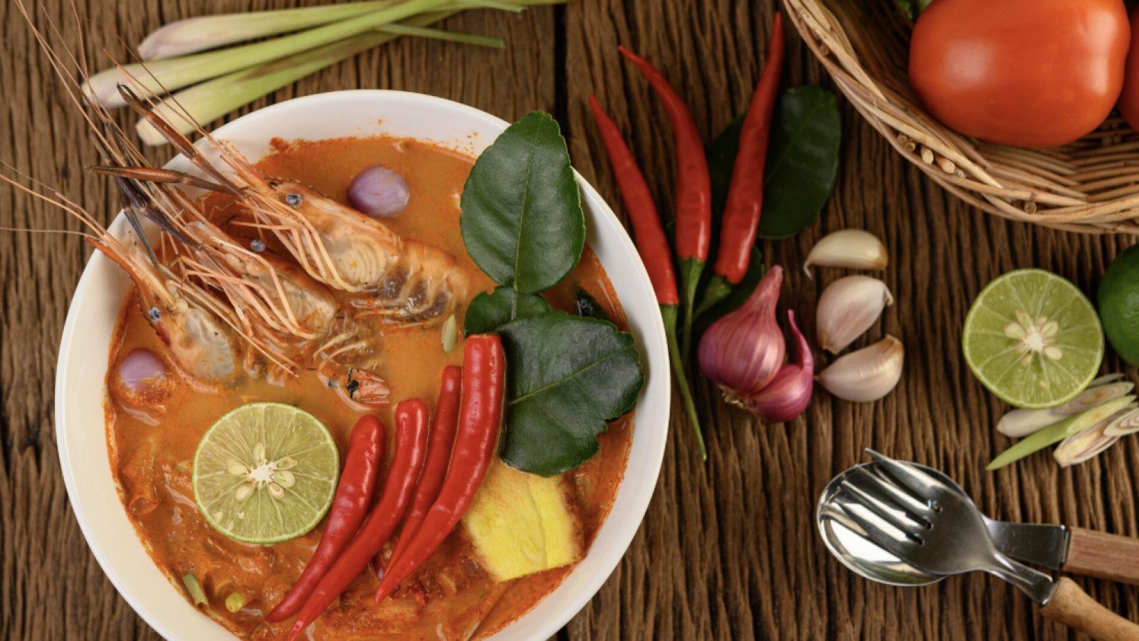 Keajaiban Kuliner Tom Yum Seafood di Musim Hujan