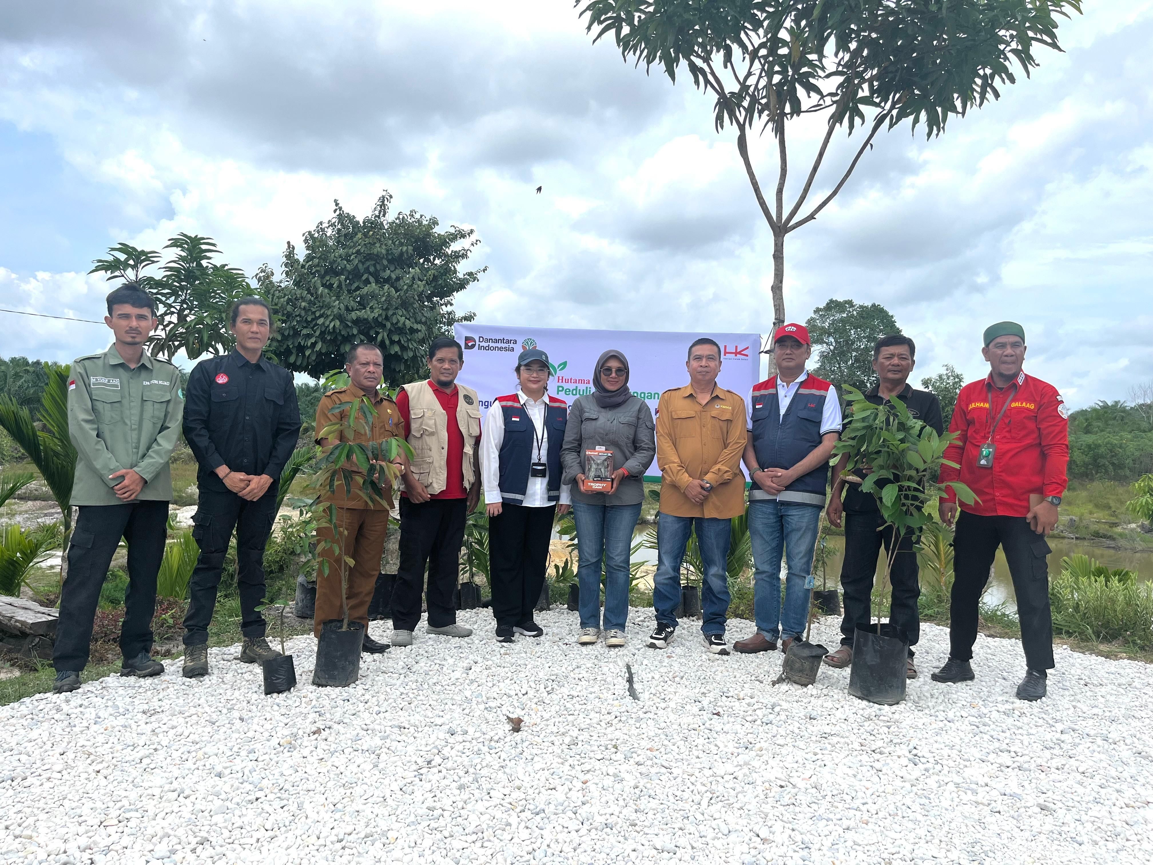 Dari Mandau untuk Alam: RSF Terus Rawat Konservasi Gajah Bersama Hutama Karya