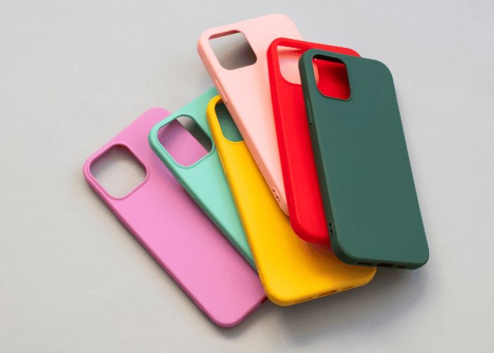 Haruskah HP Selalu Dipakaikan Casing? Ini Penjelasannya