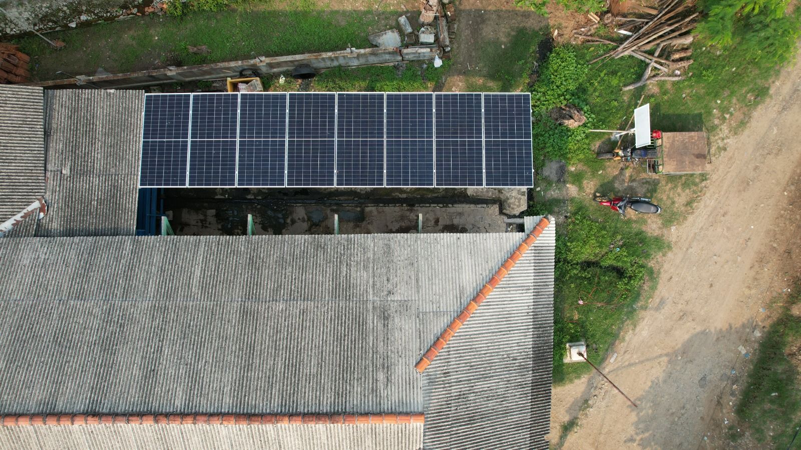 Pertamina NRE Nyalakan Cahaya Baru untuk Nelayan Cilamaya Lewat Energi Surya
