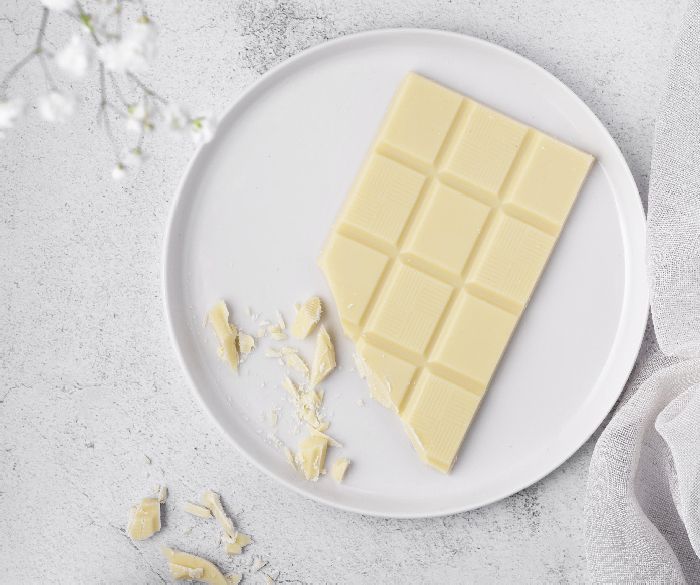 Sering Dianggap Gak Sehat, White Chocolate Putih Justru Punya Manfaat Cantik untuk Kulit!