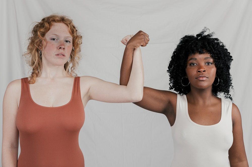My Body dan Kapitalisme Tubuh Perempuan: Antara Empowerment dan Eksploitasi