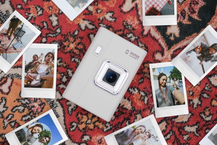 Fujifilm Luncurkan instax mini LiPlay+, Kamera Hybrid Selfie dengan Fitur Audio