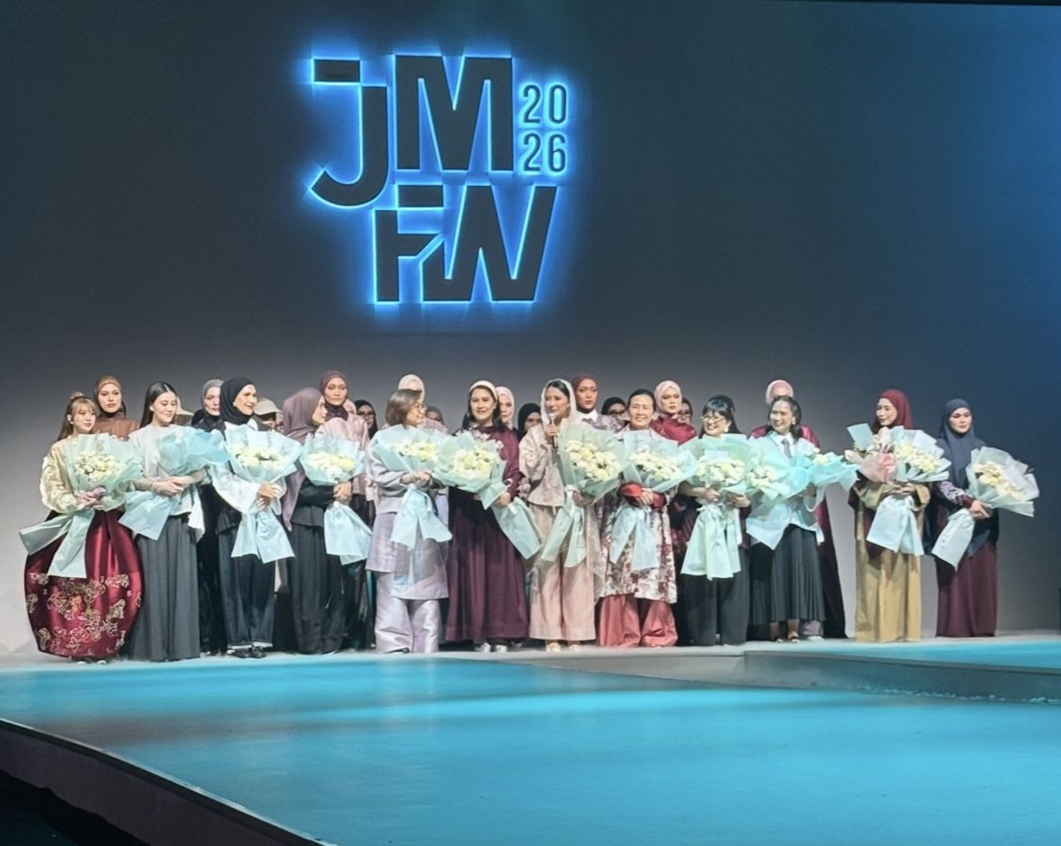 Momen Memukau 6 Wamen Cantik Kabinet Merah Putih Melenggang Jadi Muse  di JMFW 2026