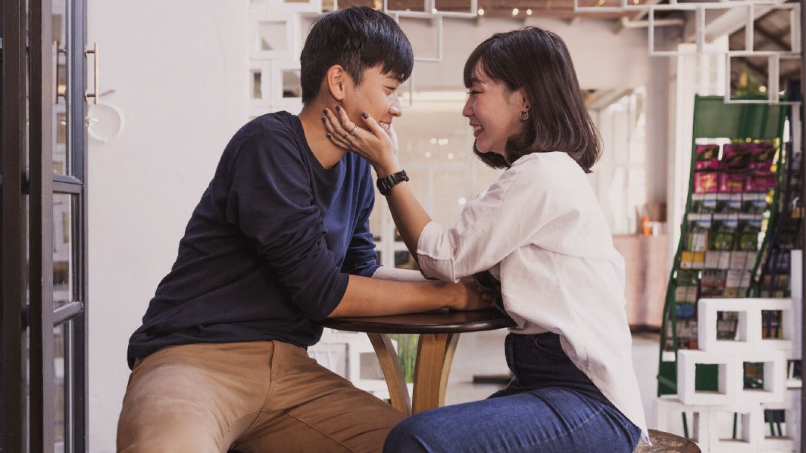 Teknik Komunikasi Efektif dalam Hubungan Interpersonal
