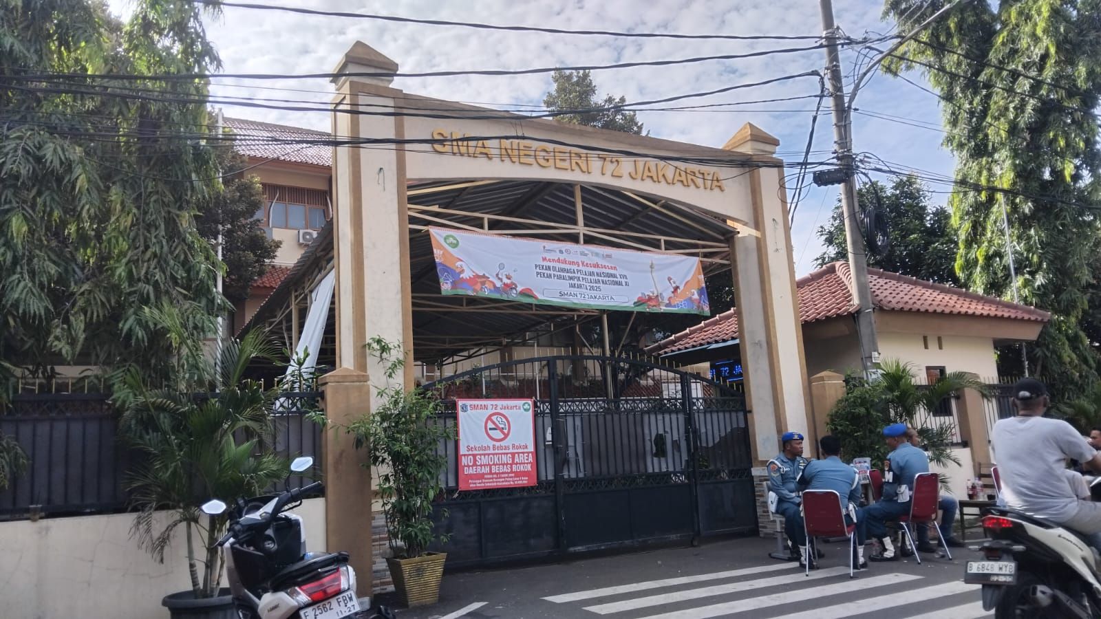 Cerita Penjaga Kantin Saat Kejadian Ledakan di SMAN 72, Ditubruk Sesama Jemaah hingga Sosok Terduga Pelaku
