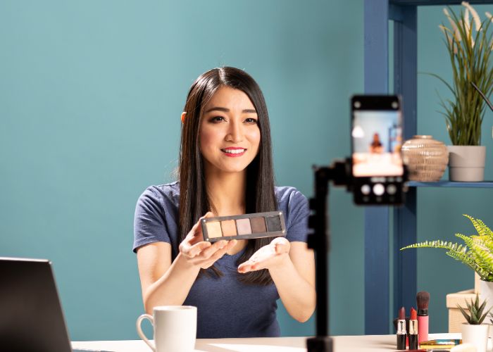 7 Cara Memilih HP Bagus untuk Jualan di TikTok Live yang Anti Lemot!