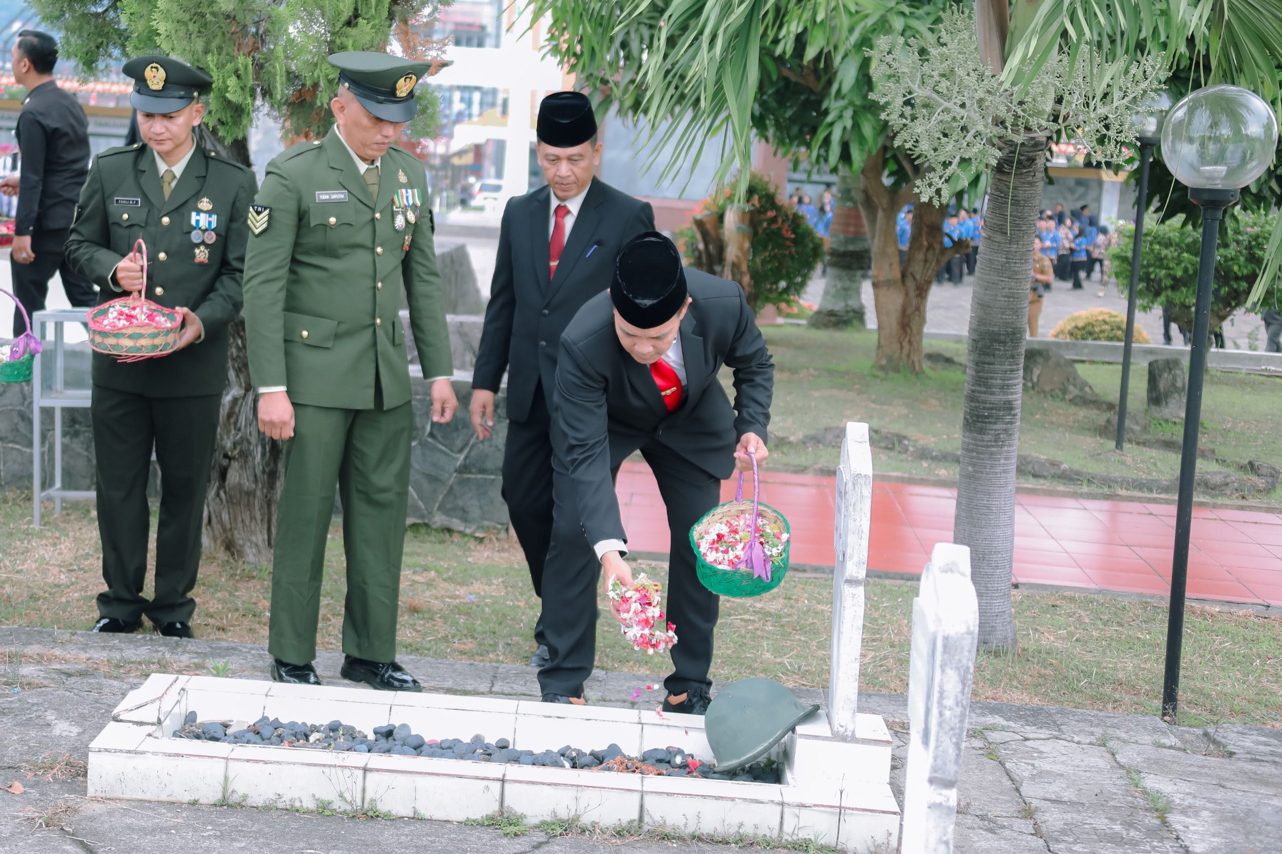 Hari Pahlawan, Pemprov Lampung Ziarah ke Taman Makam Pahlawan