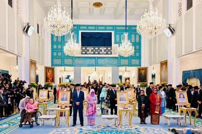 10 Tokoh Resmi Bergelar Pahlawan Nasional: Soeharto, Gus Dur, hingga si Napoleon dari Batak Masuk, 2 Tokoh Asal Gorontalo Tertolak