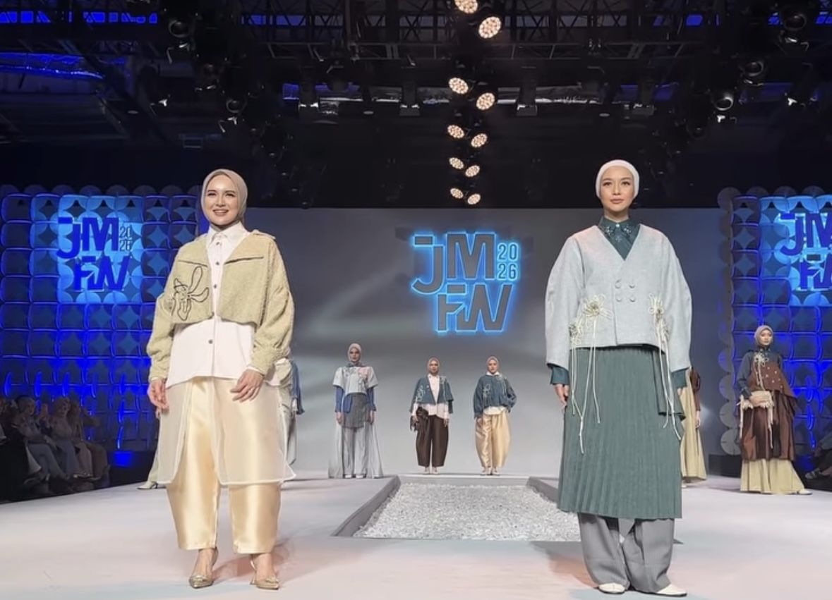 3 Tren Fashion Mendominasi JMFW 2026 dari Jenna & Kaia hingga Vanilla Hijab, Kamu Suka yang Mana?