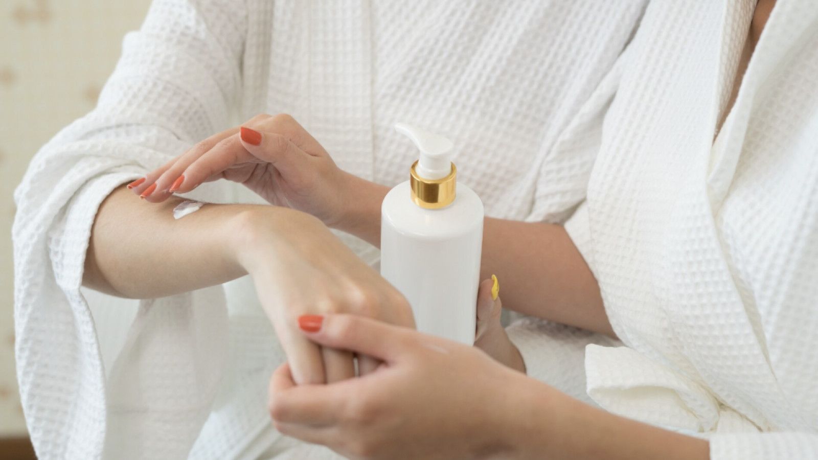 Manfaat Body Lotion yang Sering Terabaikan