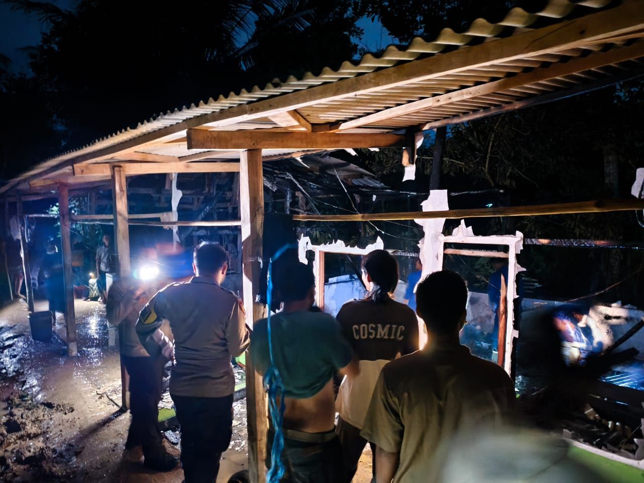 Rumah Warga Cidodok Kec. Petir Hangus Teebakar Diduga Akibat Konsleting Listrik