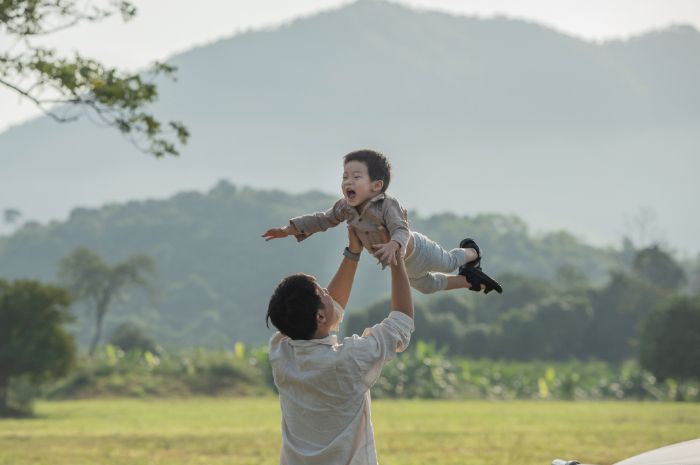 30 Kata-Kata Penuh Kerinduan untuk Ayah yang Sudah Meninggal
