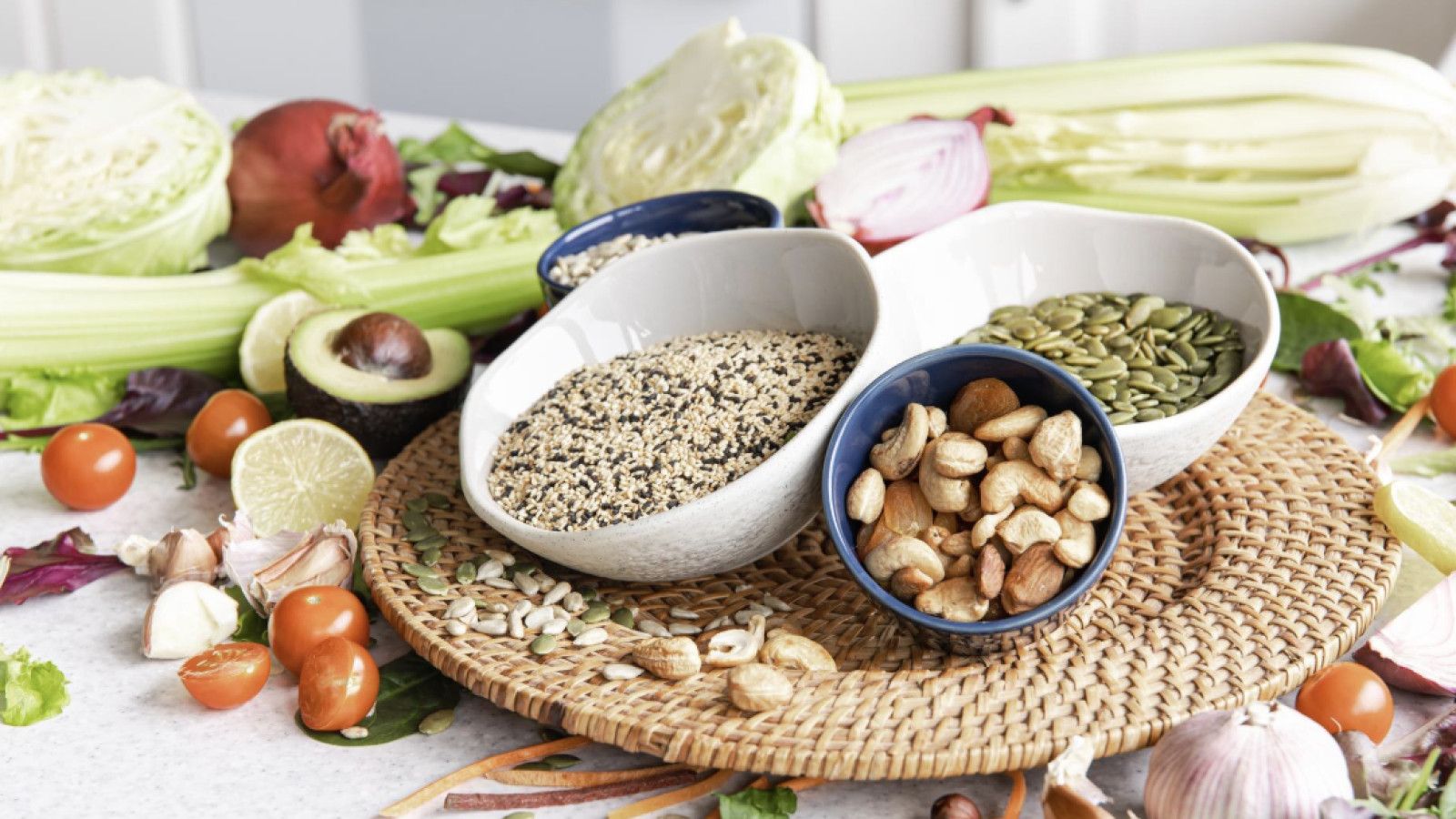 Tren Makanan Sehat 2025: Menu Nabati, Fermentasi, dan Superfood Lokal