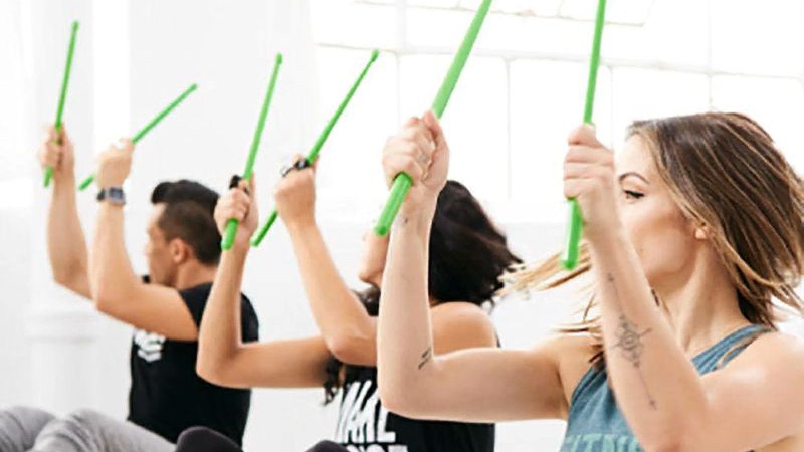 Kelas Pound Fit: Olahraga Menyenangkan untuk Pemula di Indonesia