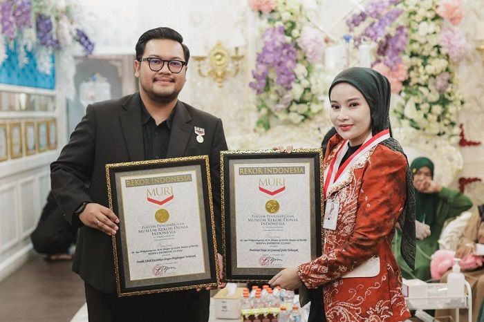 Luar Biasa! Dua Rekor MURI Diraih dr Ayu pada Hari Kesehatan Nasional