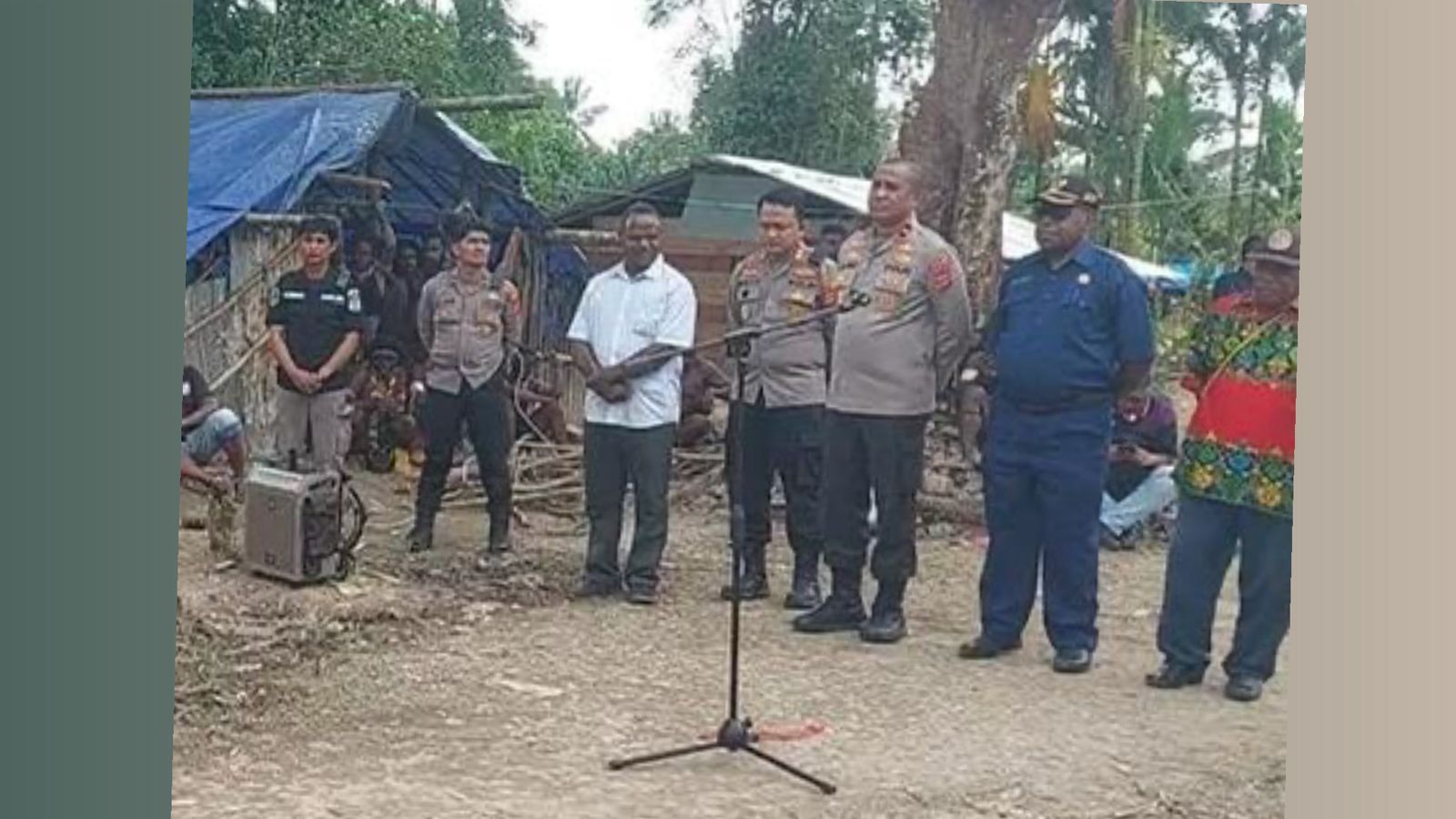 Kapolda Papua Tengah Turun Langsung Redam Konflik di Kwamki Narama: Dua Kelompok Bertikai Sepakat Berdamai