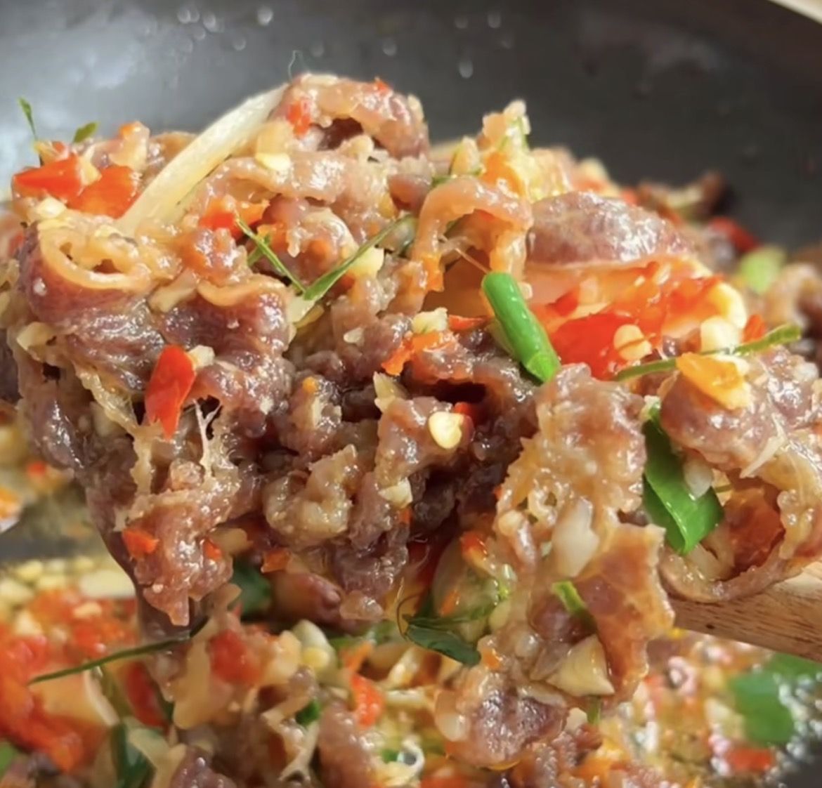 Pedasnya Ngegas! Begini Resep Daging Goreng Tumis Favorit Pencinta Cabai