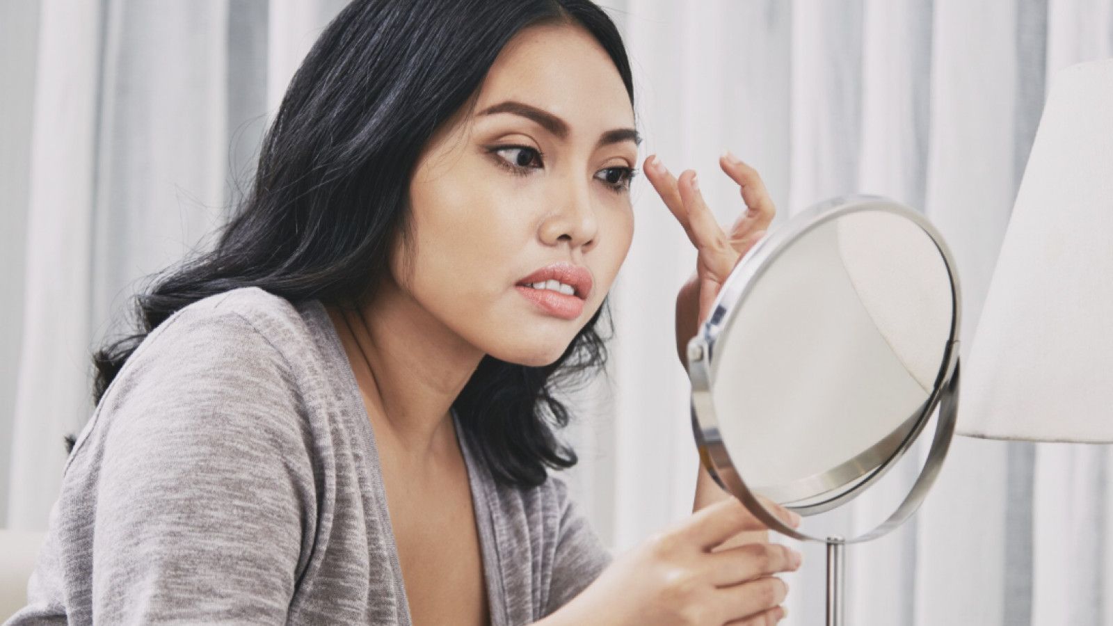 Ngobrol dengan Diri Sendiri: Manfaat dan Cara Melakukannya