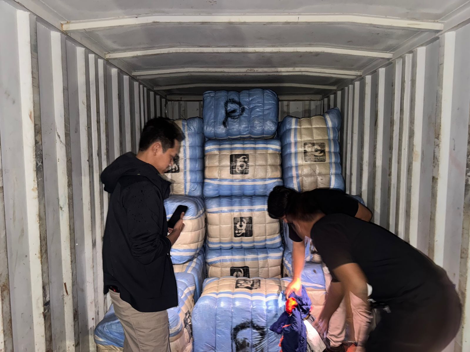 Polda Metro Bongkar Sindikat Ballpress Ilegal di Jakarta-Bandung, 207 Ball Ditemukan