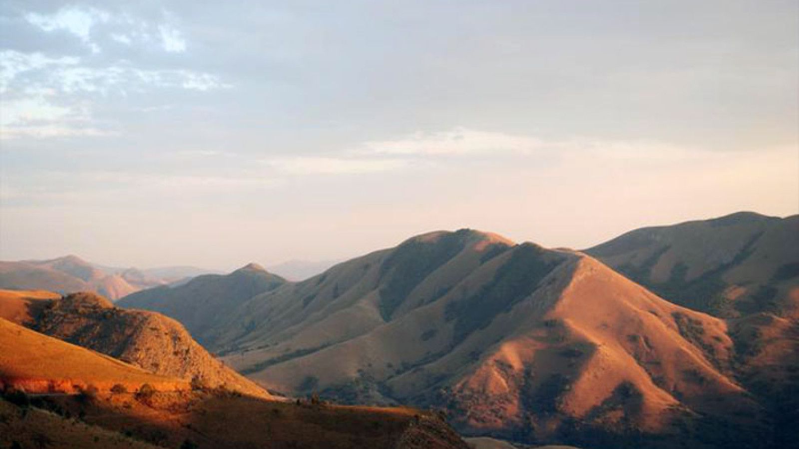 Keberadaan Pegunungan Barberton di Afrika Selatan: Situs Geologi Saksi Awal Kehidupan di Bumi