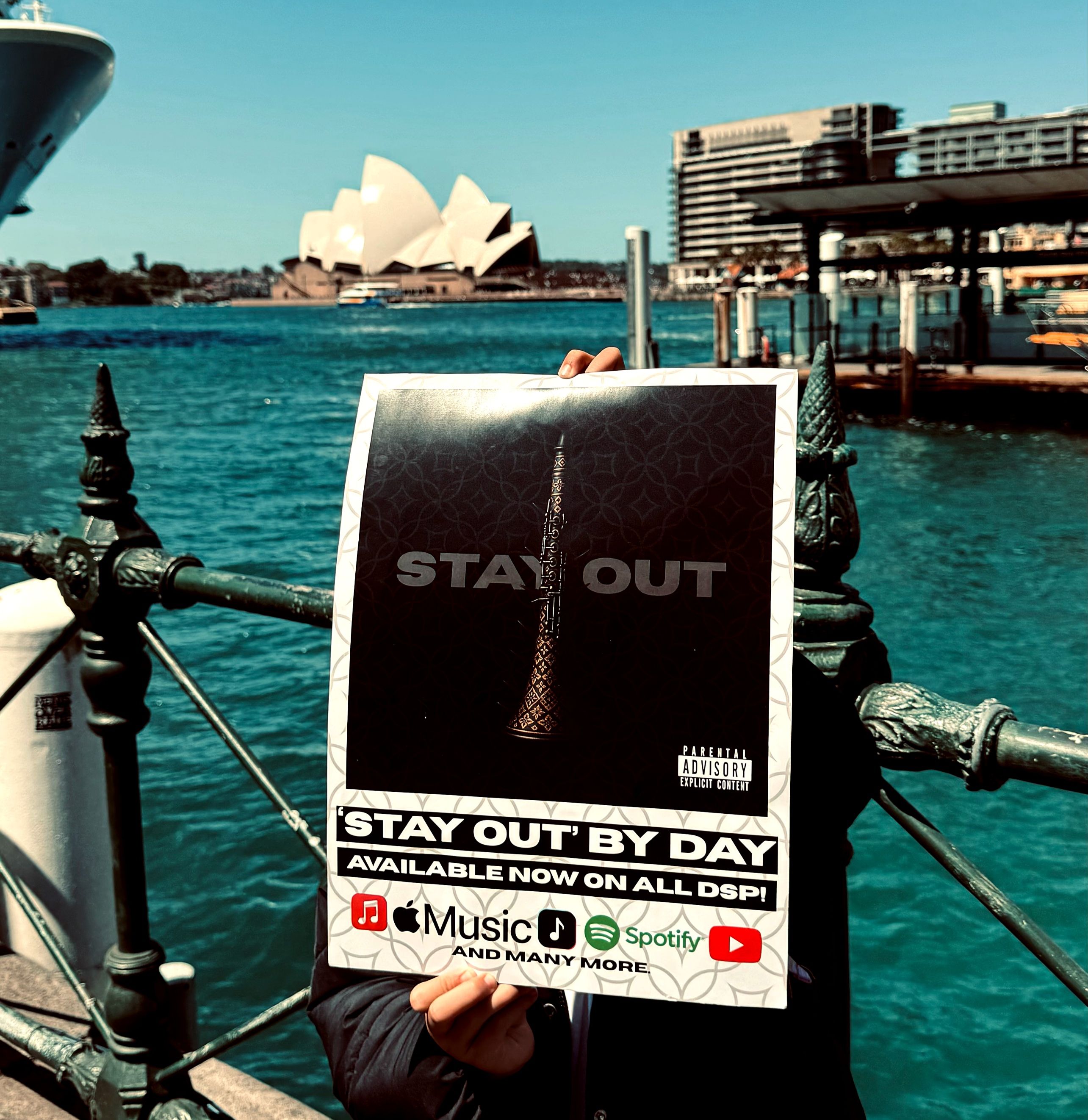 FKA Hari Saso Comeback dengan Single “STAY OUT