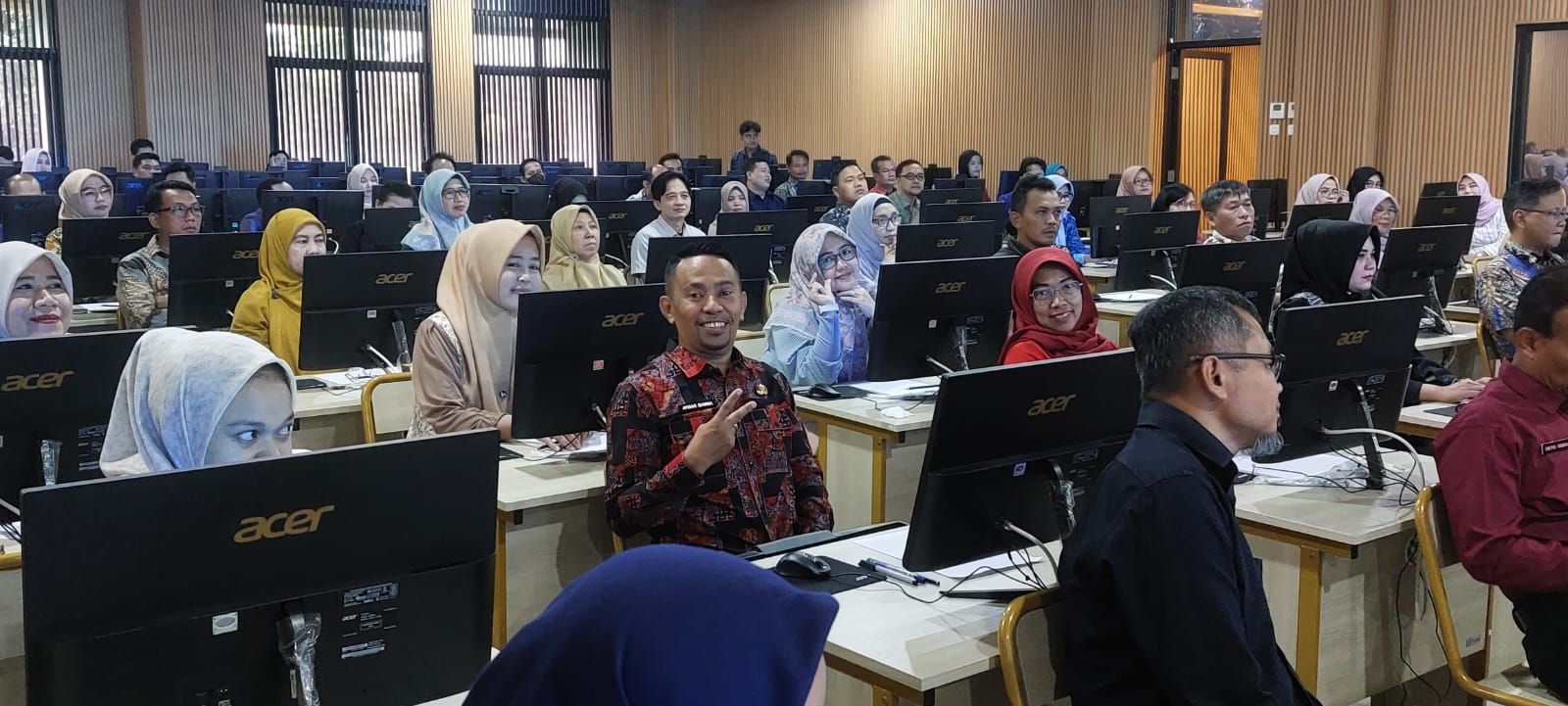 Kepala Kantor Regional III BKN Pantau CACT Pro ASN Kota Serang
