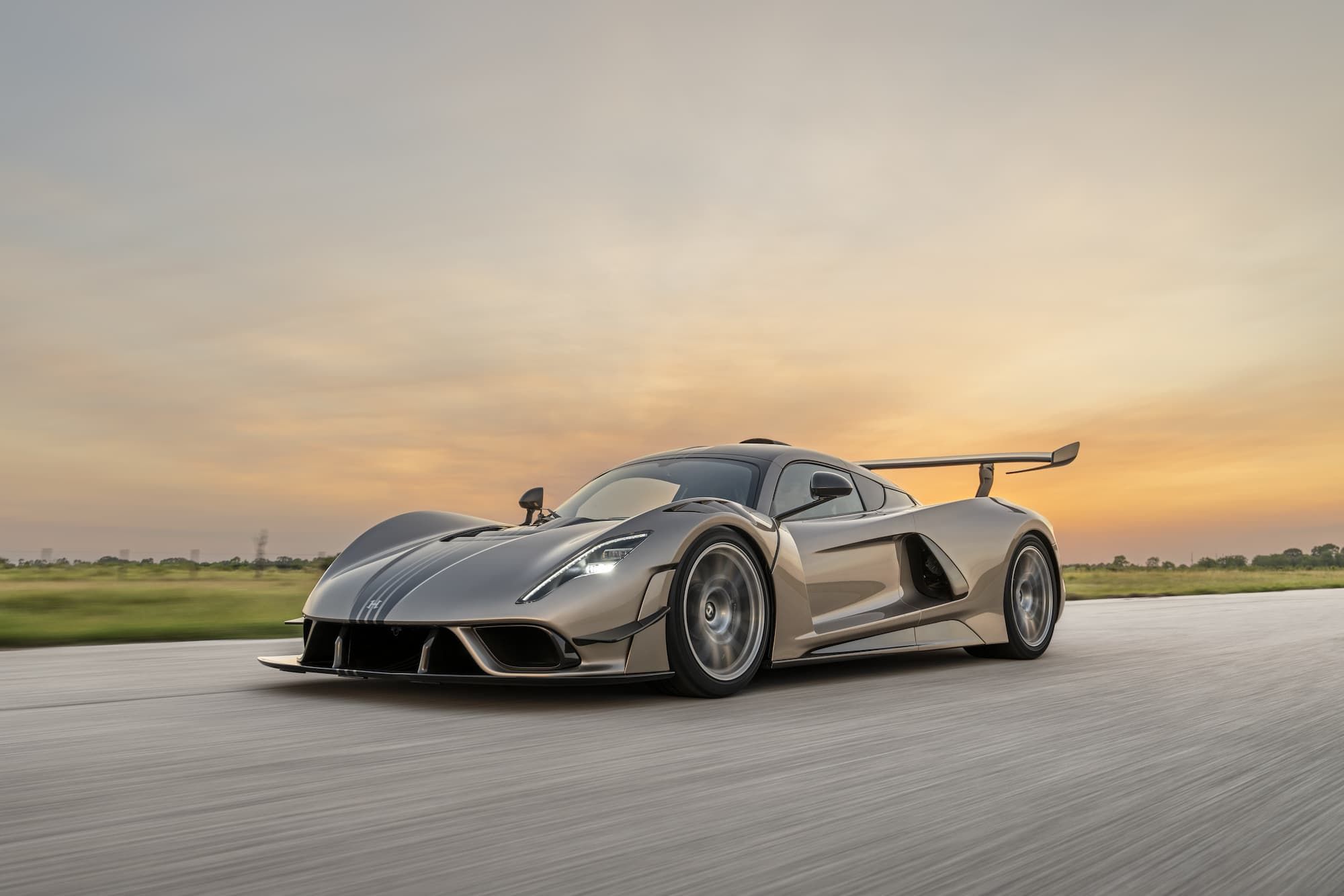 Hennessey Venom F5 Diumumkan dengan Mesin V8 Bertenaga 1.817HP!