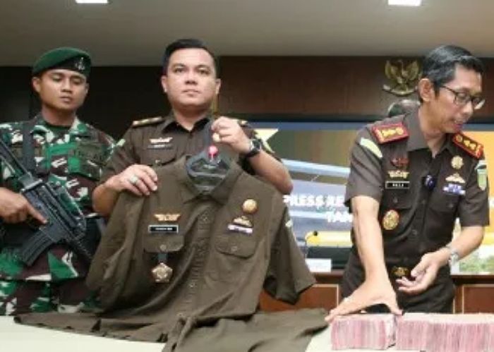 Jaksa Gadungan Bersenpi Bawa Rp281 Juta, Begini Modusnya
