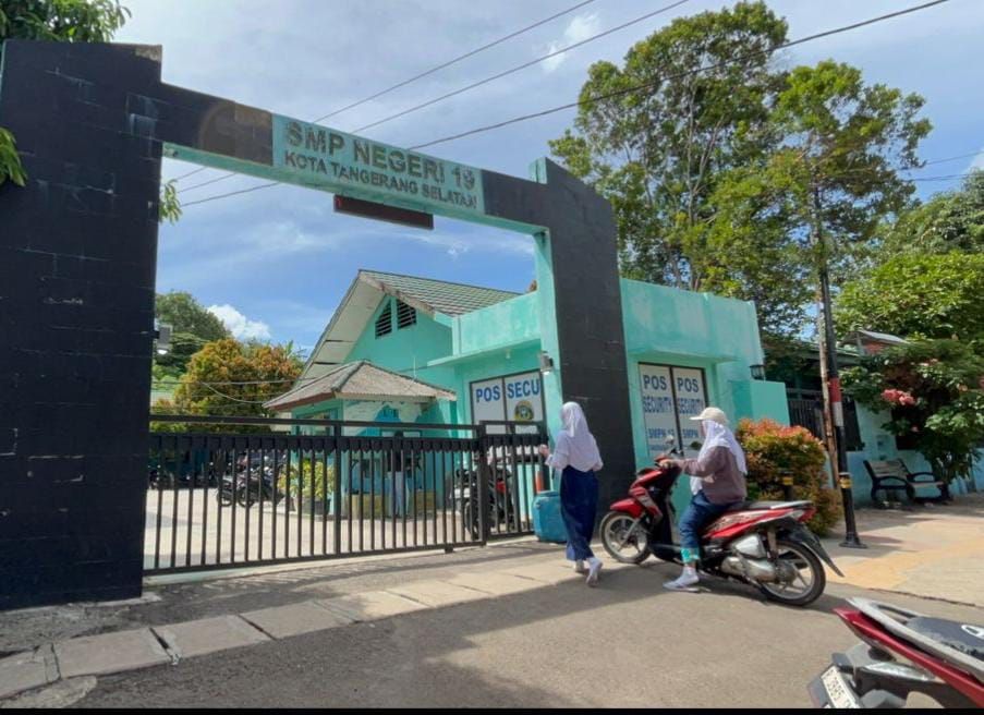 Oknum Keamanan SMPN 19 Tangsel Halangi Wartawan Saat Liput Kasus Perundungan MH