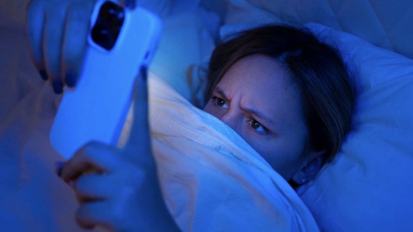 Kualitas Tidur Masyarakat Indonesia: Pengaruh Gadget dan Pola Hidup Tak Sehat