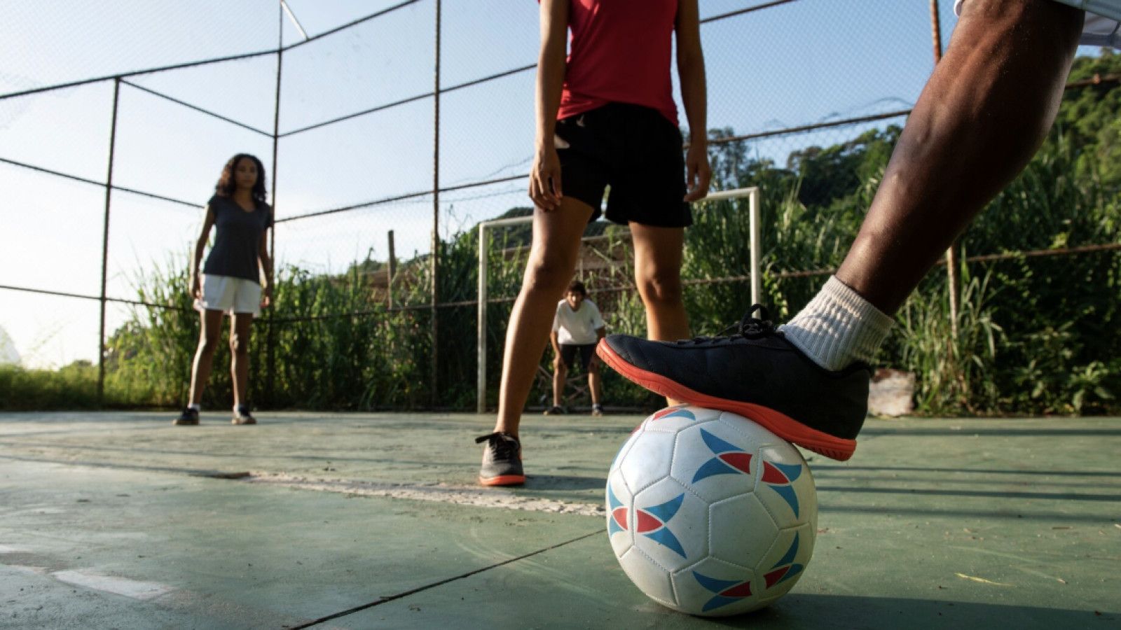 Mengenal Teknik Passing dalam Futsal: Kunci Sukses Tim