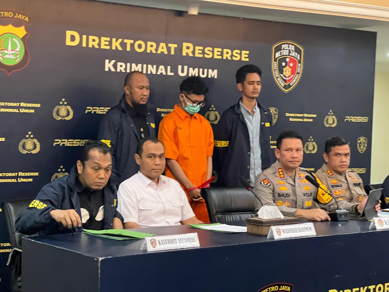 Kasus Viral Pria Aniaya Pacar karena Tolak Aksi Love Scamming, Begini Modusnya!