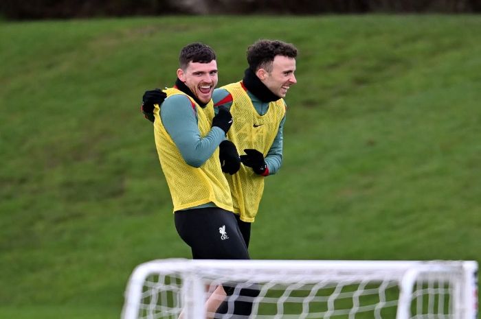 Andy Robertson Menangis Kenang Diogo Jota usai Bawa Skotlandia Lolos ke Piala Dunia 2026
