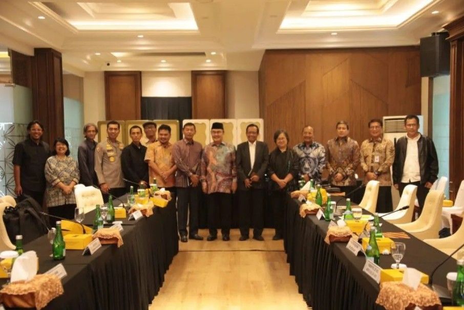 Komisi Reformasi Polri Gelar Pertemuan di PTIK, Refly Harun cs Dipanggil