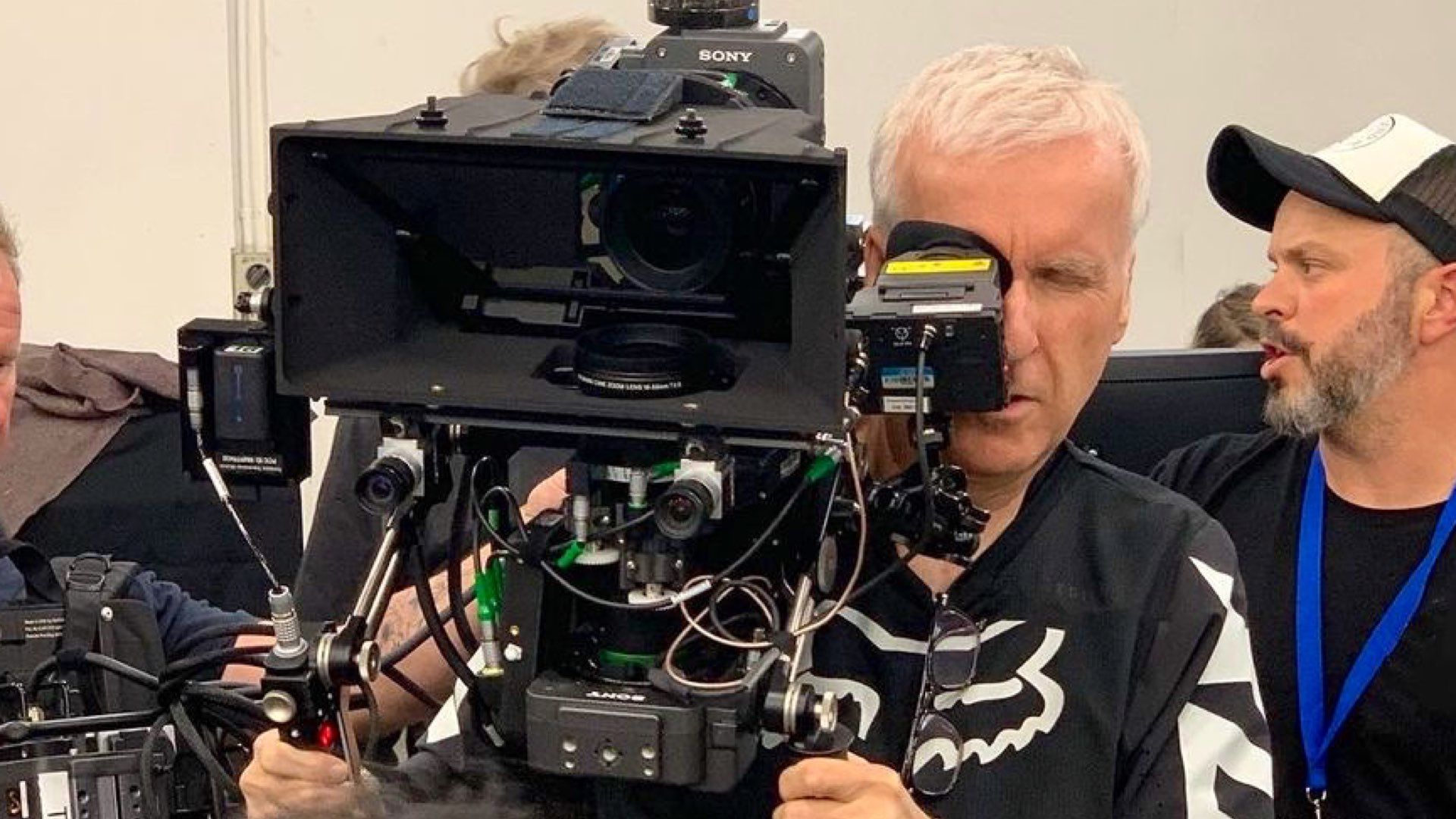 Jadi Film Tercanggih, James Cameron Tegas Tidak Pakai AI dalam Pembuatan Avatar 3