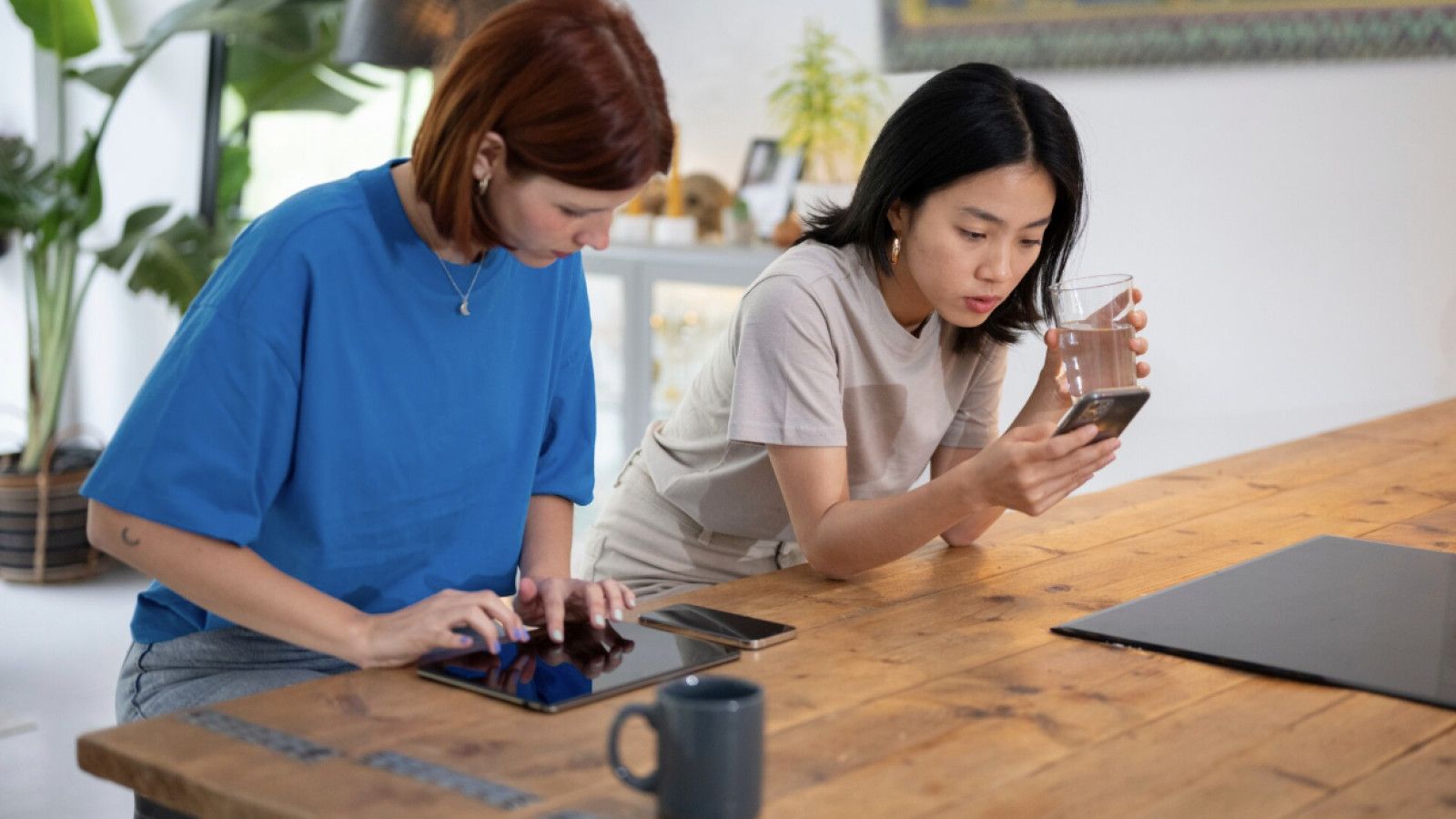Peran Gadget dalam Kolaborasi Tim di Era Digital